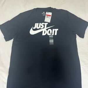 Nike Men's Black Tee with 'Just Do It' Slogan
